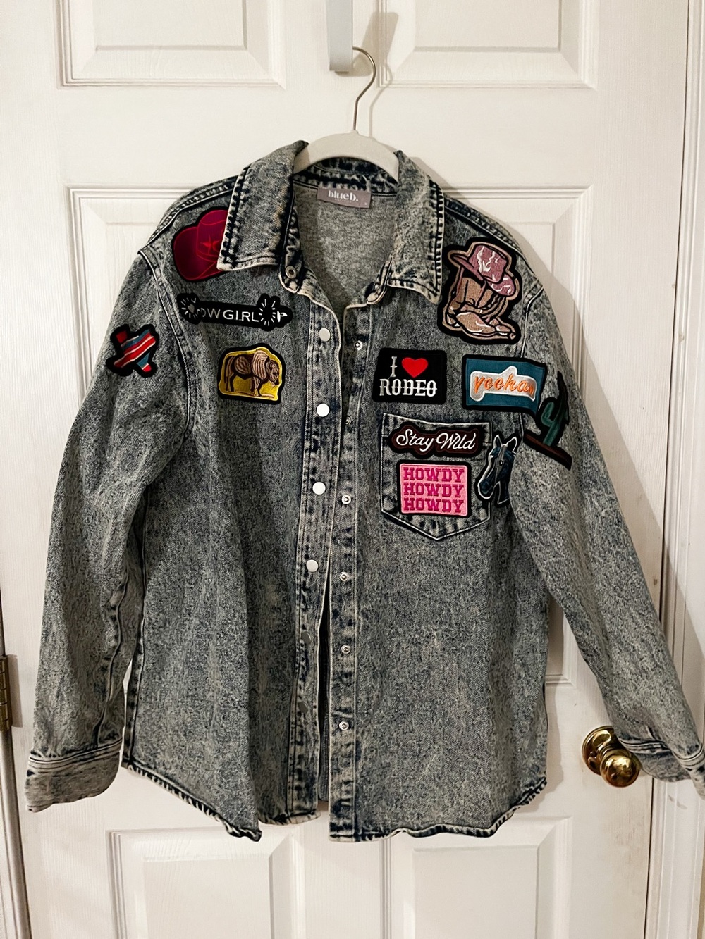 Western Patch Acid-Wash Denim Shirt Jacket - Grey